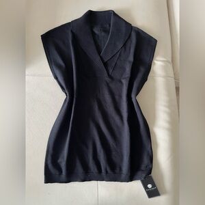 Black Sleeveless Top